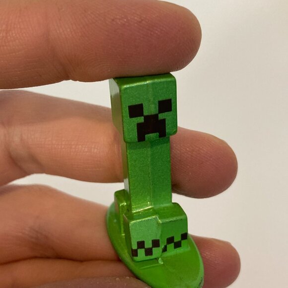 Minecraft Dungeons Creeper Metal Figure 1.5" Mojang Jada Toys - Picture 6 of 9